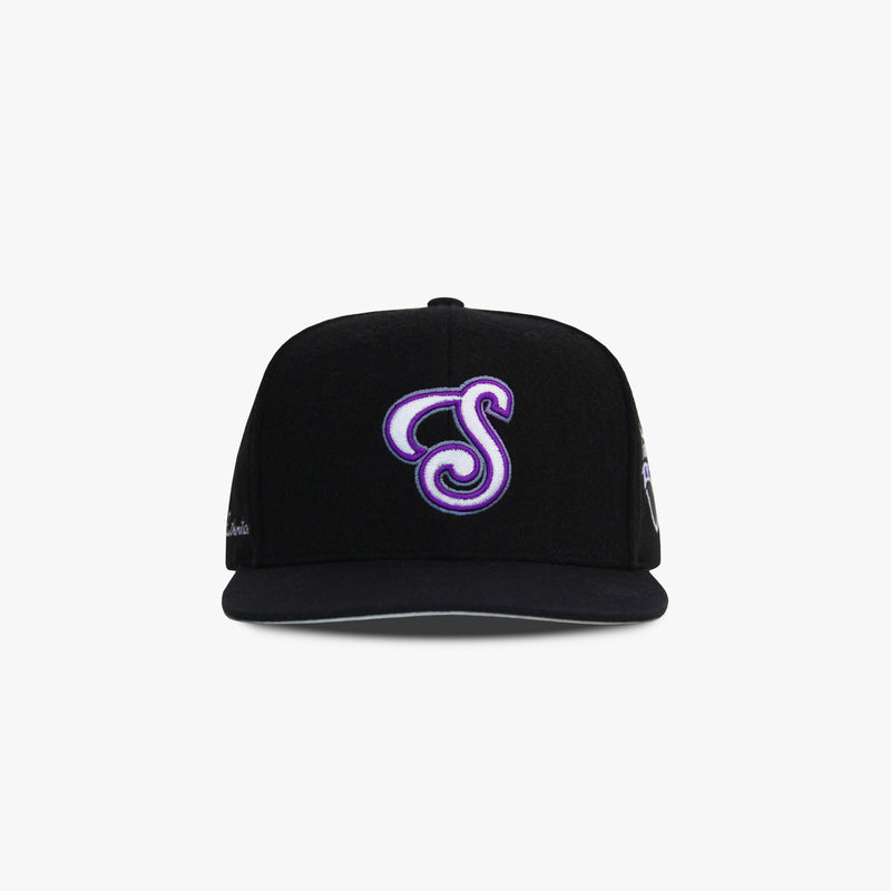Mitchell & Ness Sacramento Kings Purple/Black NBA Snapback Cap