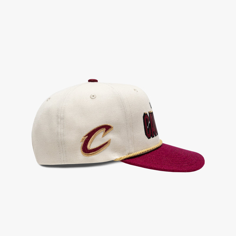 AM / Cleveland Cavaliers Mitchell & Ness Vintage 96 Snapback Hat